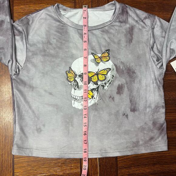 Rue 21 Romwe Gray White Tie Dye Skull Butterflies Halloween Crop Top Sm Size 4 - Picture 10 of 13